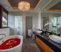 Villa Tirtha Bayu II, Ensuite Bathroom